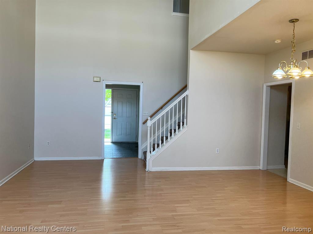 41867 MITCHELL Road, Novi, MI — Photo 4