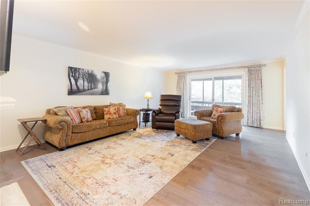 9830 Hawthorne Glen Drive, Grosse Ile, MI 48138 — Photo 18