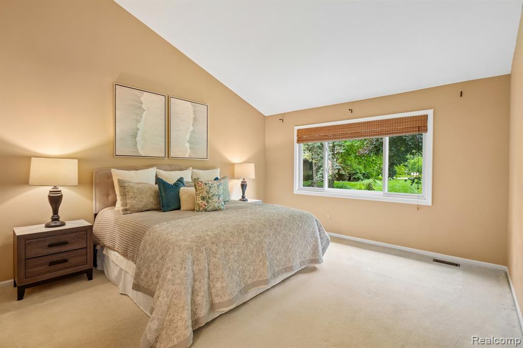42738 Wimbleton Way, Novi, MI 48377 — Photo 18