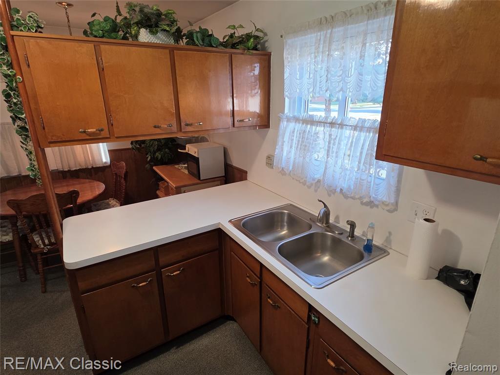 1072 Cloverlawn Drive, Pontiac, MI 48340 — Photo 7