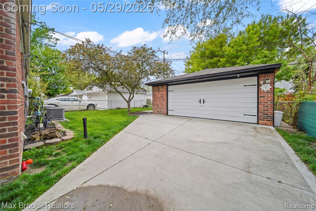 9301 Dixie, Redford, MI 48239 — Photo 26