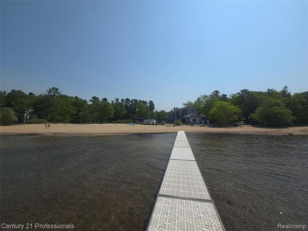 5714 Creeks Crossing, Williamsburg, MI 49690 — Photo 25