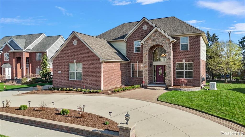 4366 S Lake Lane, Shelby Twp, MI 48316 — Photo 2