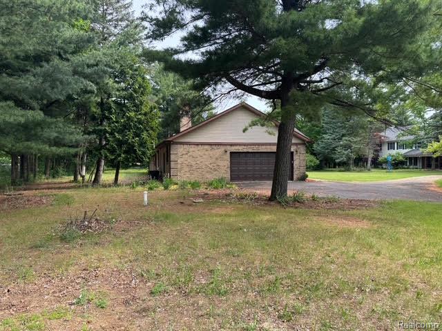 40250 Pinetree Drive, Plymouth, MI 48170 — Photo 37