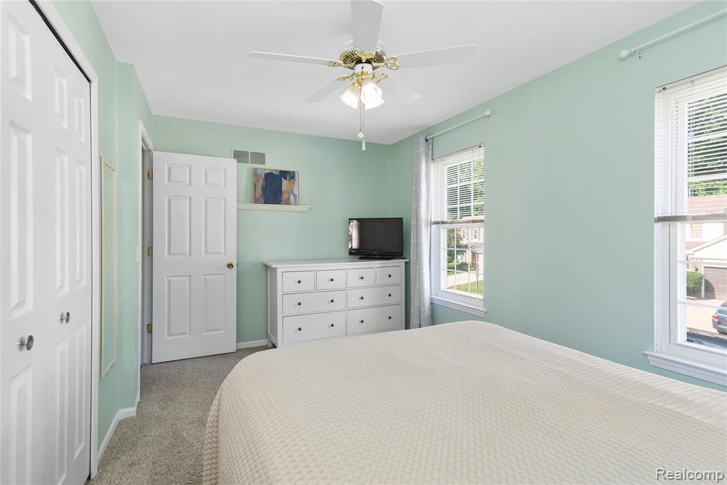 7898 Moonwood Place, Westland, MI — Photo 13