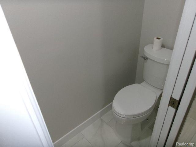 6586 WALDON GLENS, Clarkston, MI — Photo 32