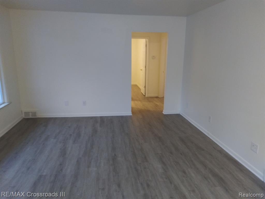 943 NASH Avenue, Ypsilanti, MI 48198 — Photo 4