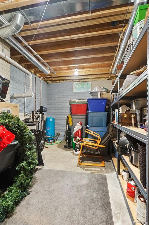 13698 Webbs Shore Drive, Gregory, MI 48137 — Photo 67
