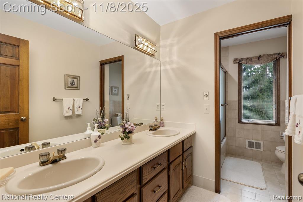 4822 Cider Hill Drive, Rochester, MI 48306 — Photo 39