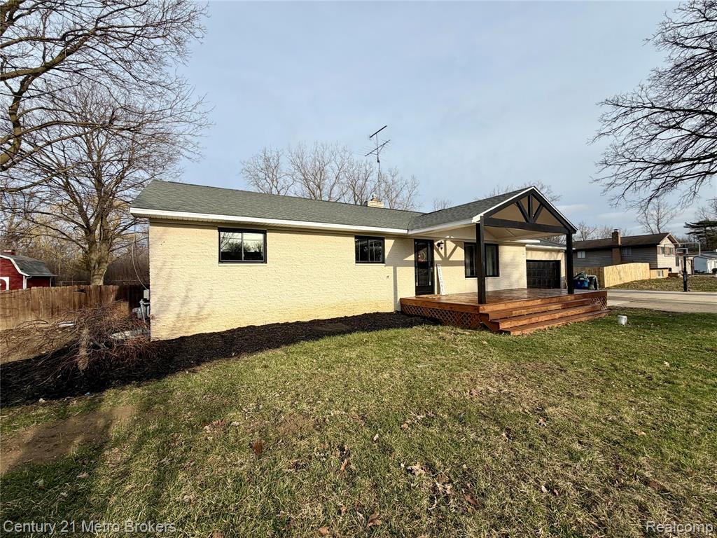 5221 Capri Lane, Flint, MI 48507 — Photo 3