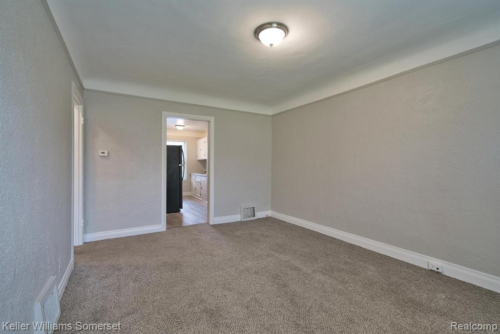 51 SPOKANE Drive, Pontiac, MI 48341 — Photo 5