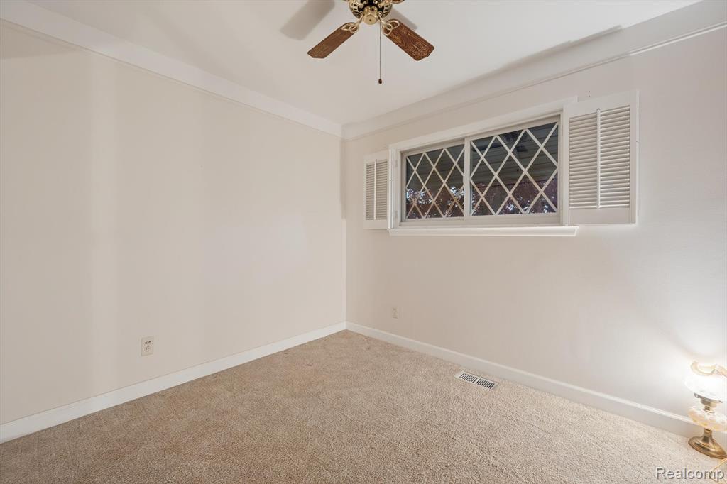 14240 Stratford Street, Riverview, MI 48193 — Photo 18