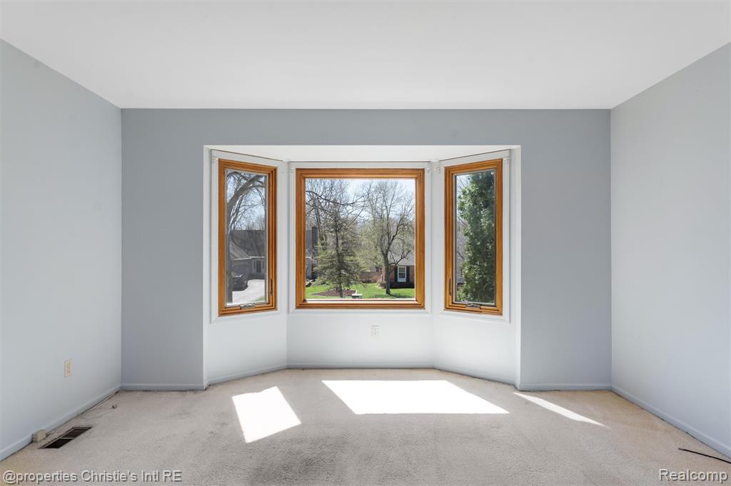 7514 Olde Sturbridge Trail, Clarkston, MI 48348 — Photo 21