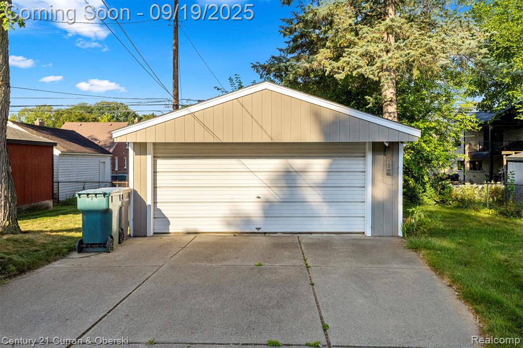 635 N Rosevere Avenue, Dearborn, MI 48128 — Photo 38