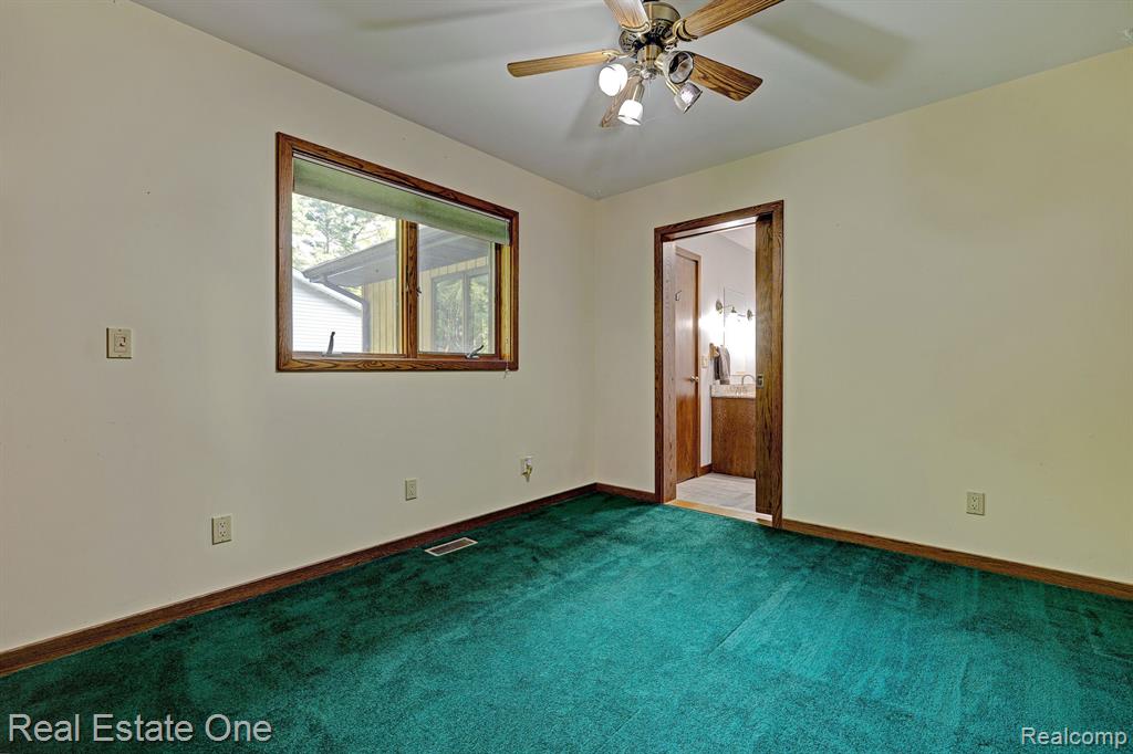 2225 LYNN Road, Sanford, MI 48657 — Photo 56