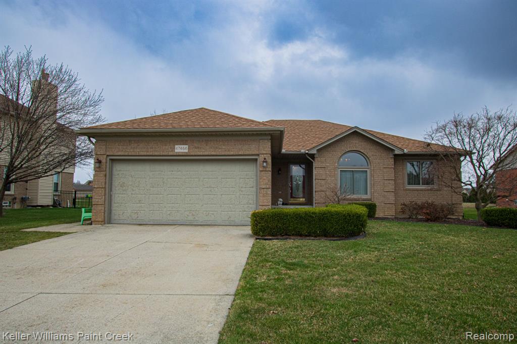 47466 S FORK Drive, Macomb, MI 48044 — Photo 2