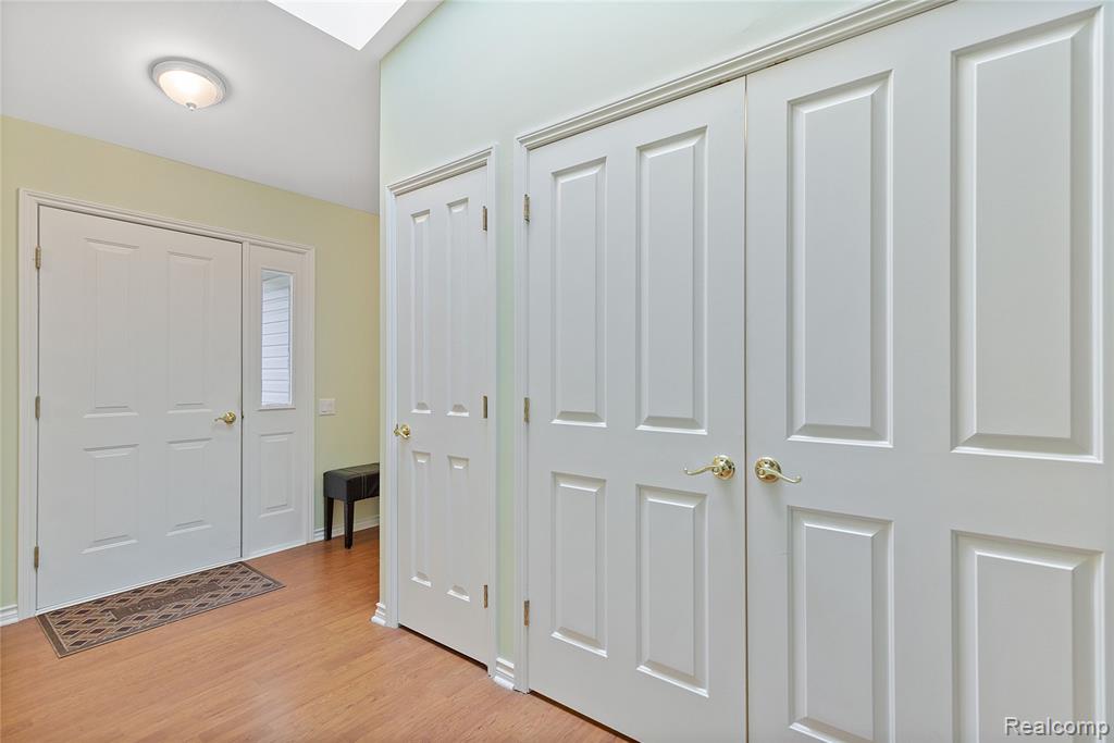 39562 Macomber Street, Harrison Township, MI — Photo 3