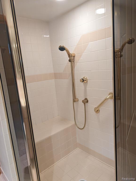 421 Buttercup Drive, Rochester Hills, MI 48307 — Photo 19