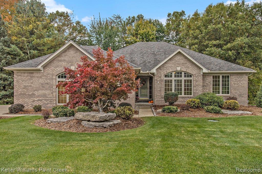 556 ORCHARD RIDGE Drive, Lake Orion, MI 48362 — Photo 35