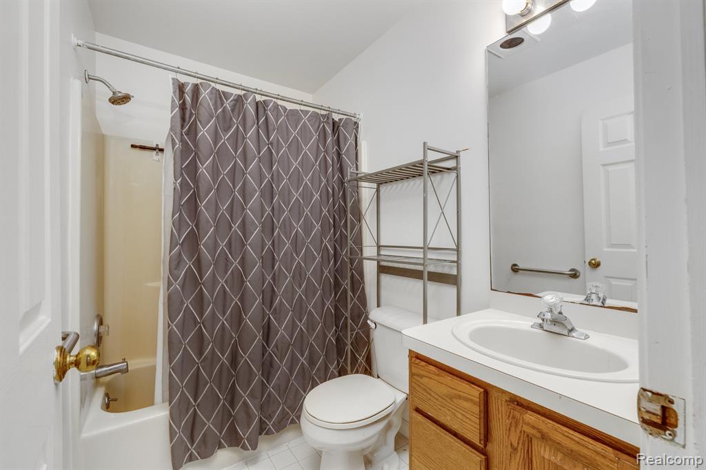 7312 LINDEN Road, Fenton, MI 48430 — Photo 21