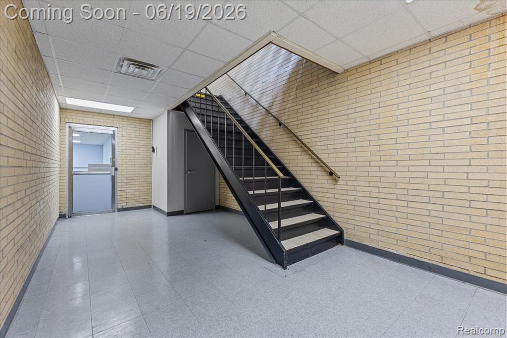 17421-17321 Telegraph, Detroit, MI 48219 — Photo 44