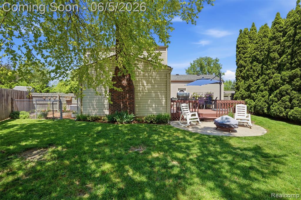 16128 Touraine Drive, Clinton Twp, MI 48038 — Photo 28
