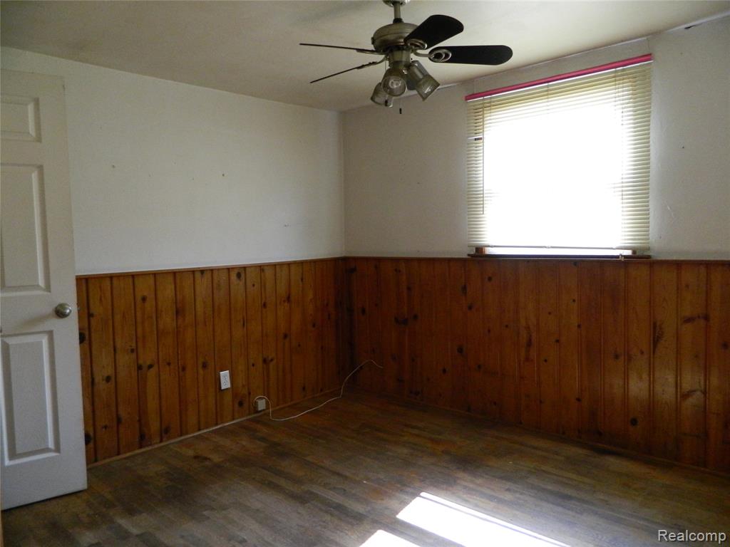 5120 Esta Drive, Flint, MI 48506 — Photo 13