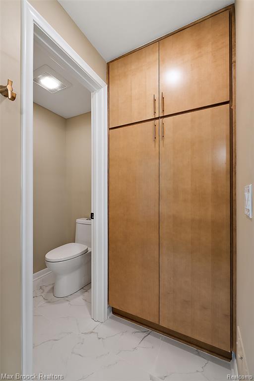 4525 Valleyview Drive, West Bloomfield, MI 48323 — Photo 17