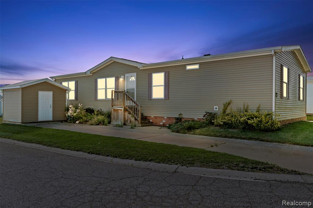 3544 Midsummer Lane