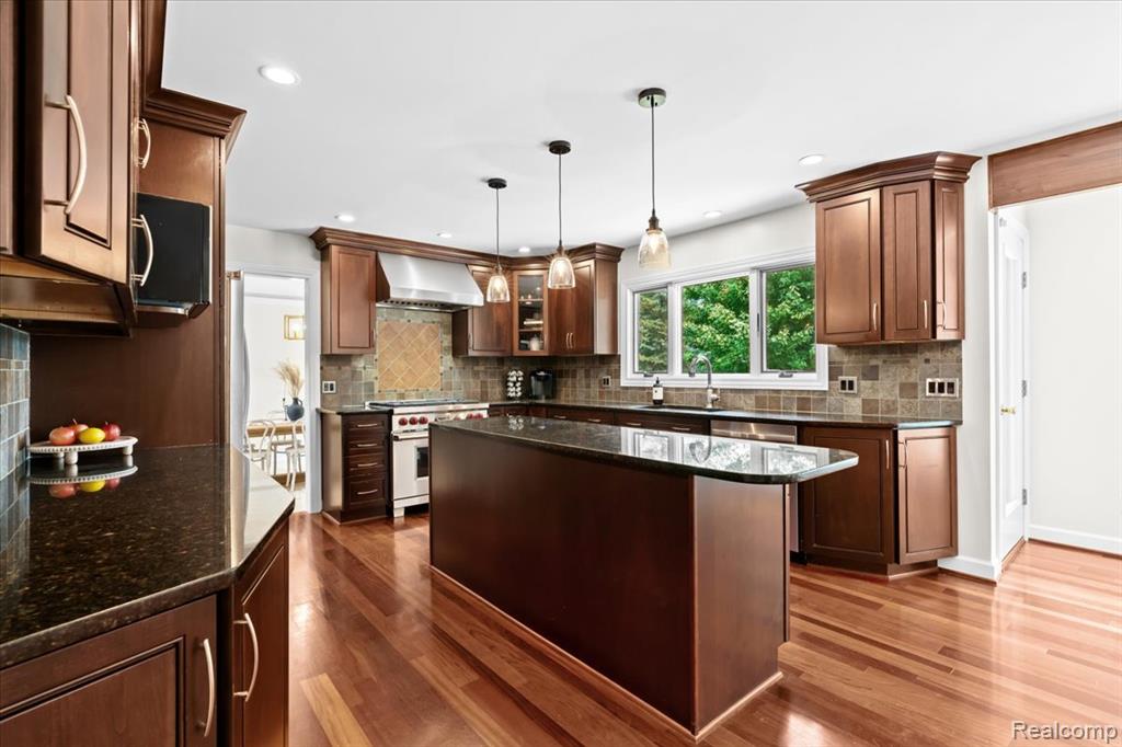 6678 Johnathon, Troy, MI 48098 — Photo 14