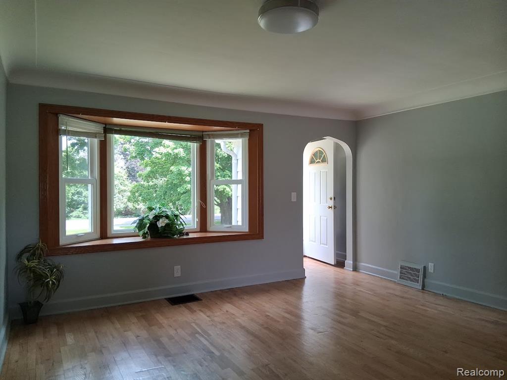 4418 McCandlish Road, Grand Blanc, MI 48439 — Photo 4