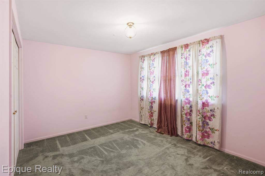 10208 Reid Road, Swartz Creek, MI 48473 — Photo 17