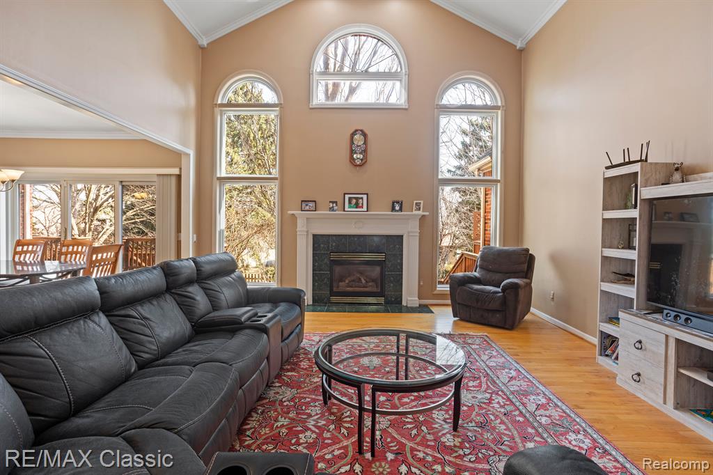 6904 GRANGER Drive, Troy, MI 48098 — Photo 10