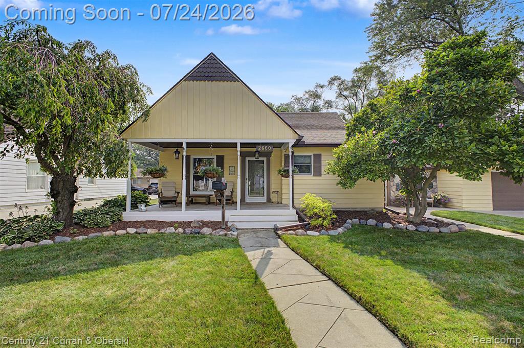 2660 Thomas Avenue, Berkley, MI 48072