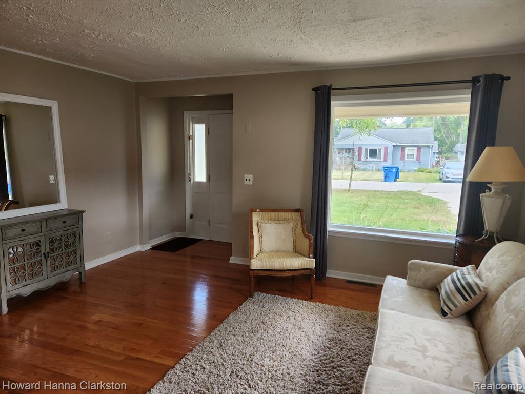 4025 Quillen Avenue, Waterford, MI 48329 — Photo 4