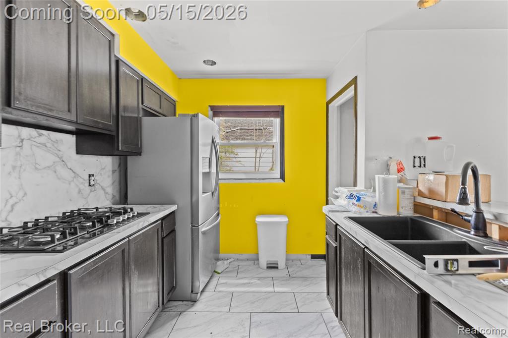 17486 Maine Street, Hamtramck, MI 48212 — Photo 14
