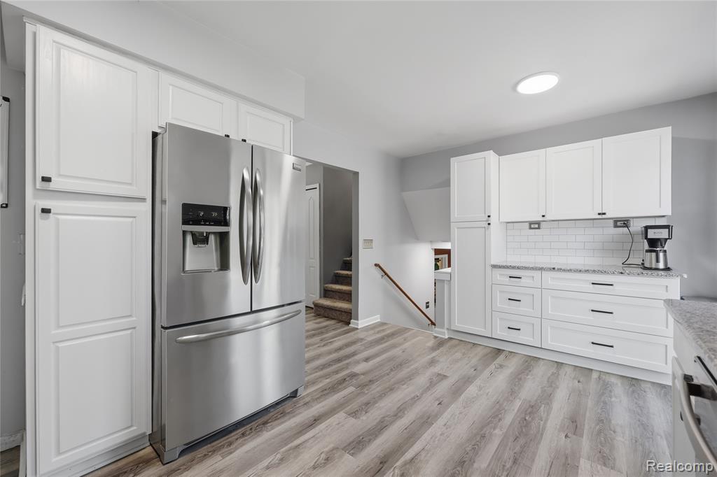5069 Warmbriar Drive, White Lake, MI 48383 — Photo 14