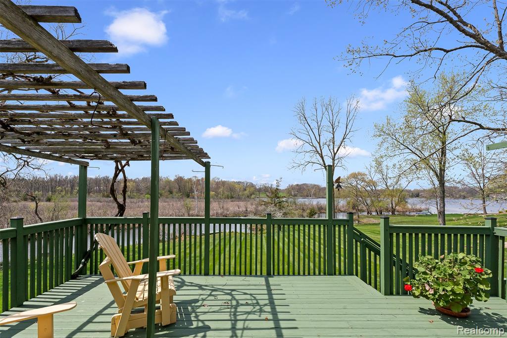 2745 Lari Court, West Bloomfield, MI 48324 — Photo 39
