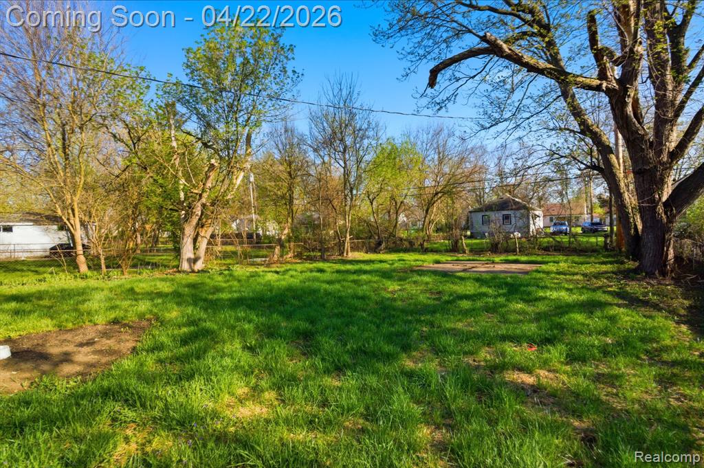 28521 Oakwood Street, Inkster, MI 48141 — Photo 32