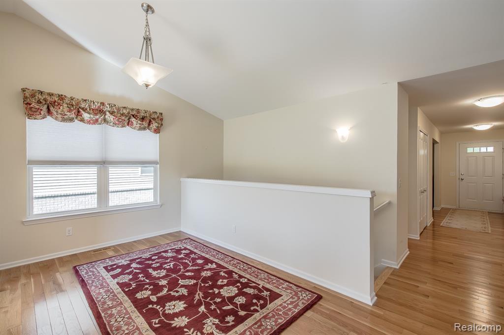 5985 Baypointe Boulevard, Clarkston, MI — Photo 17