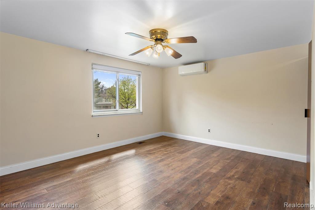 4061 Middlebury Drive, Troy, MI 48085 — Photo 18
