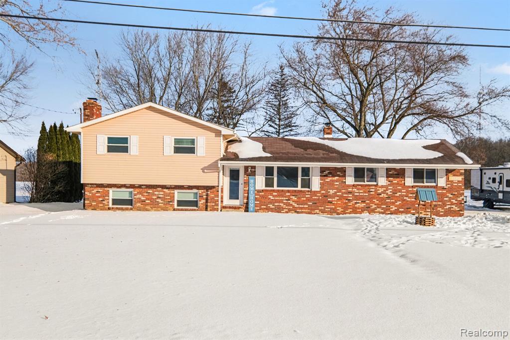 6359 E Bristol Road, Burton, MI 48519 — Photo 2