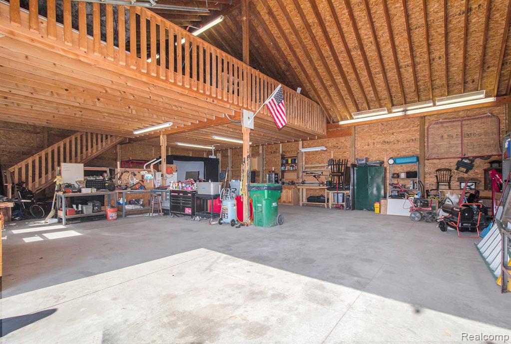 703 N Hughes Road, Howell, MI 48843 — Photo 33