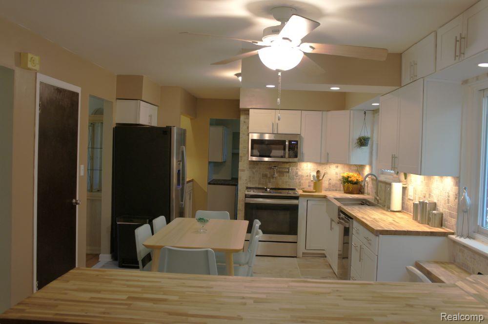 4619 Curtis Lane, Clarkston, MI — Photo 13