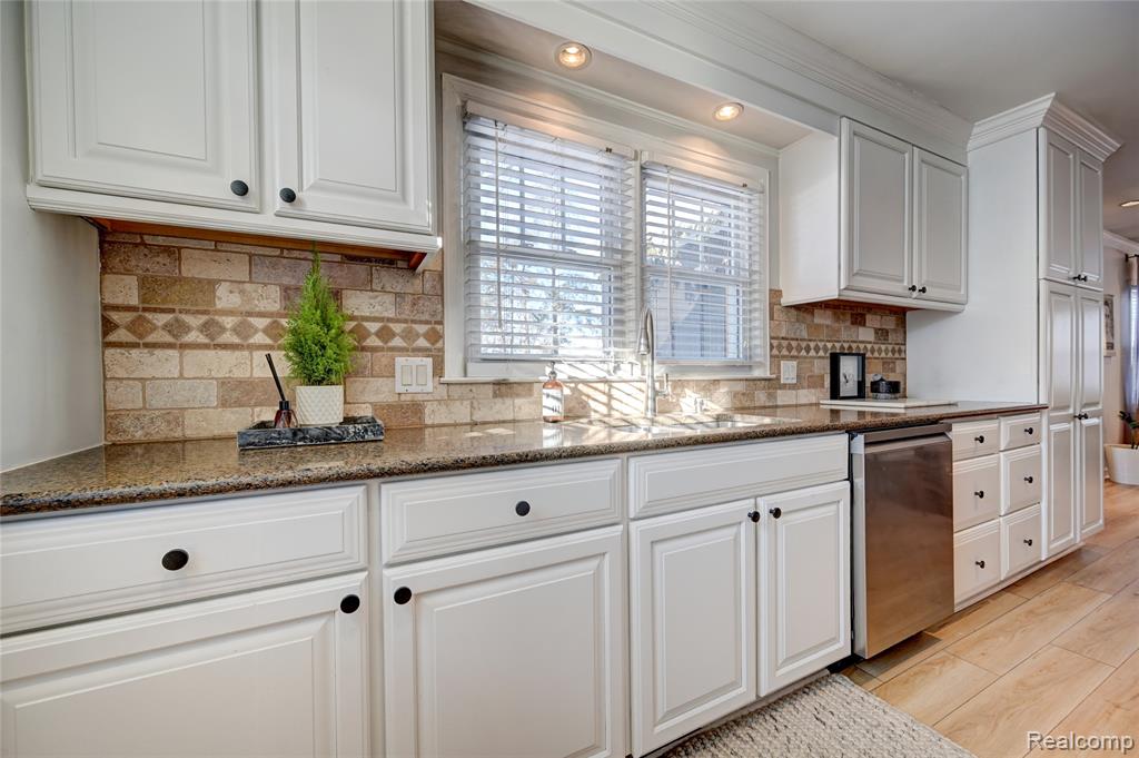 6200 Overlook, Clarkston, MI — Photo 18