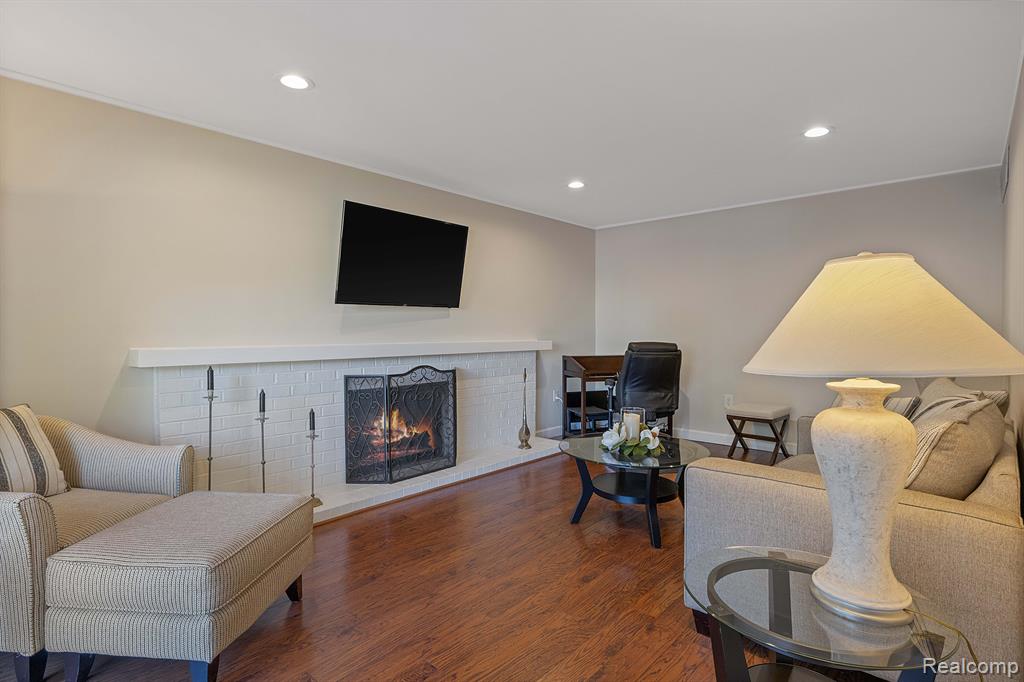1961 WICKHAM Street, Royal Oak, MI 48073 — Photo 3