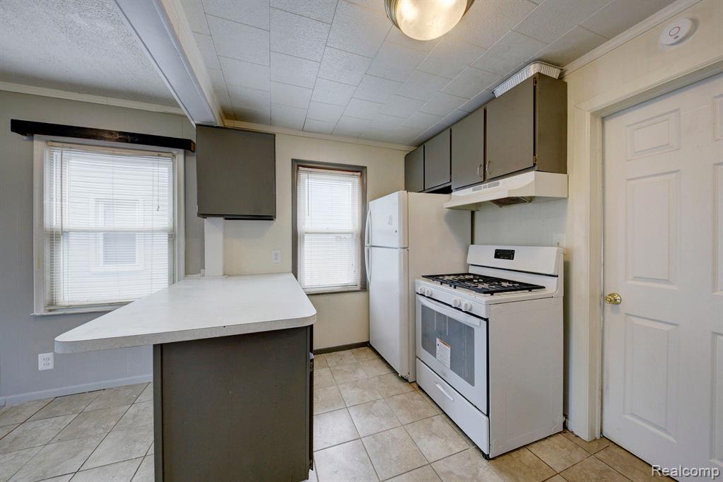 4424 COLUMBUS Street, Wayne, MI 48184 — Photo 7