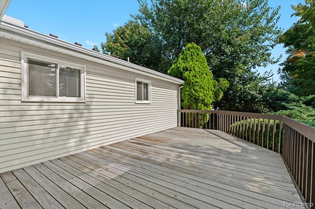 773 OAK RIDGE Drive, Brighton, MI 48116 — Photo 7