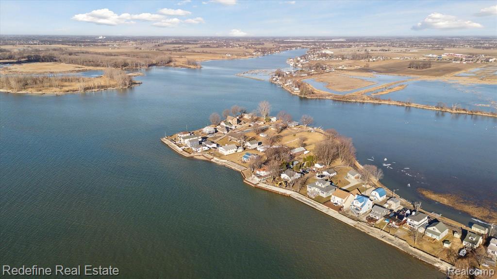 6730 Lakeshore Drive, Newport, MI 48166 — Photo 54
