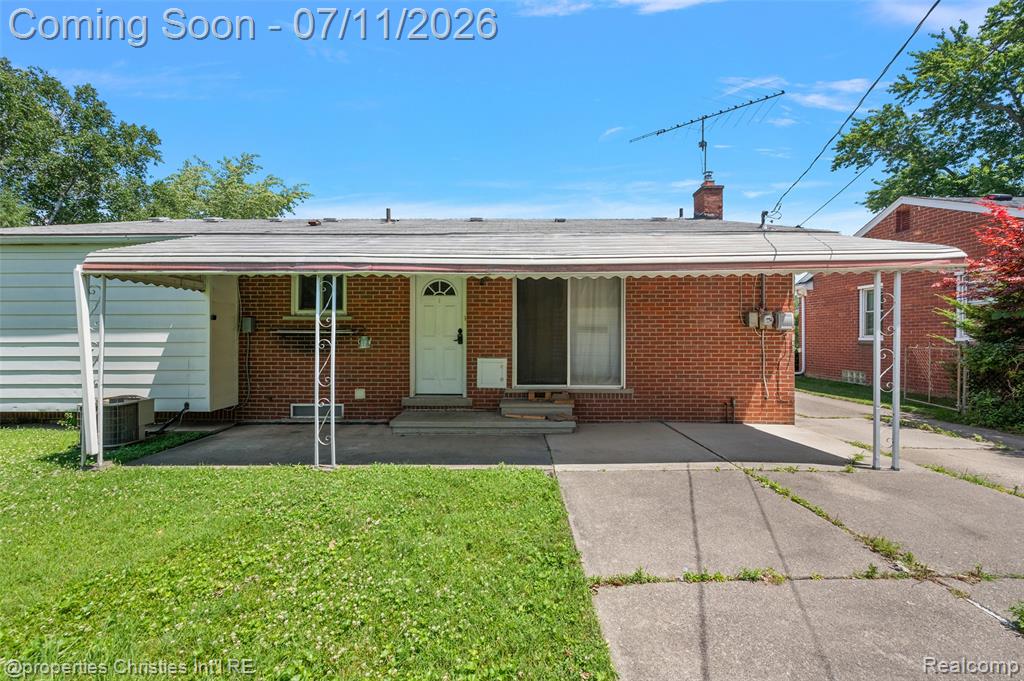 9961 Merriman Road, Livonia, MI 48150 — Photo 35